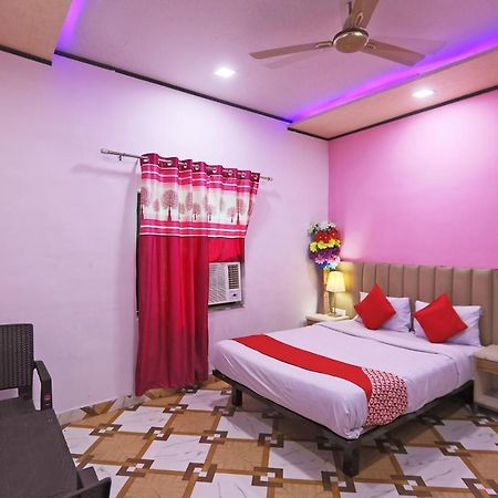 Oyo 63528 60 Milestone Hotel Tibri Zewnętrze zdjęcie