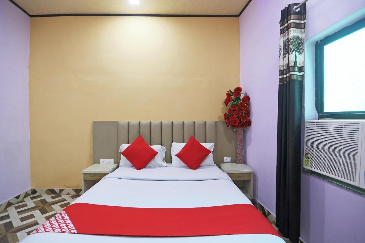 Oyo 63528 60 Milestone Hotel Tibri Zewnętrze zdjęcie